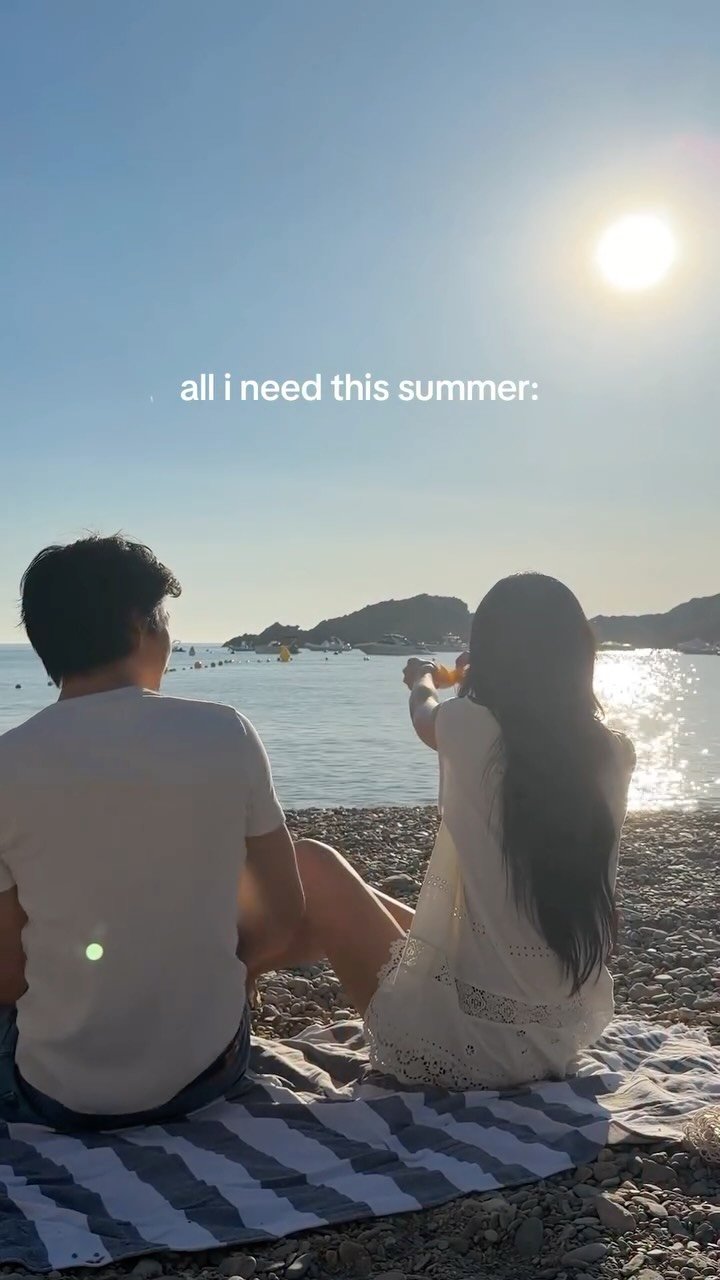 jennie_hq 게시물 이미지: Less than a Lover ☀️