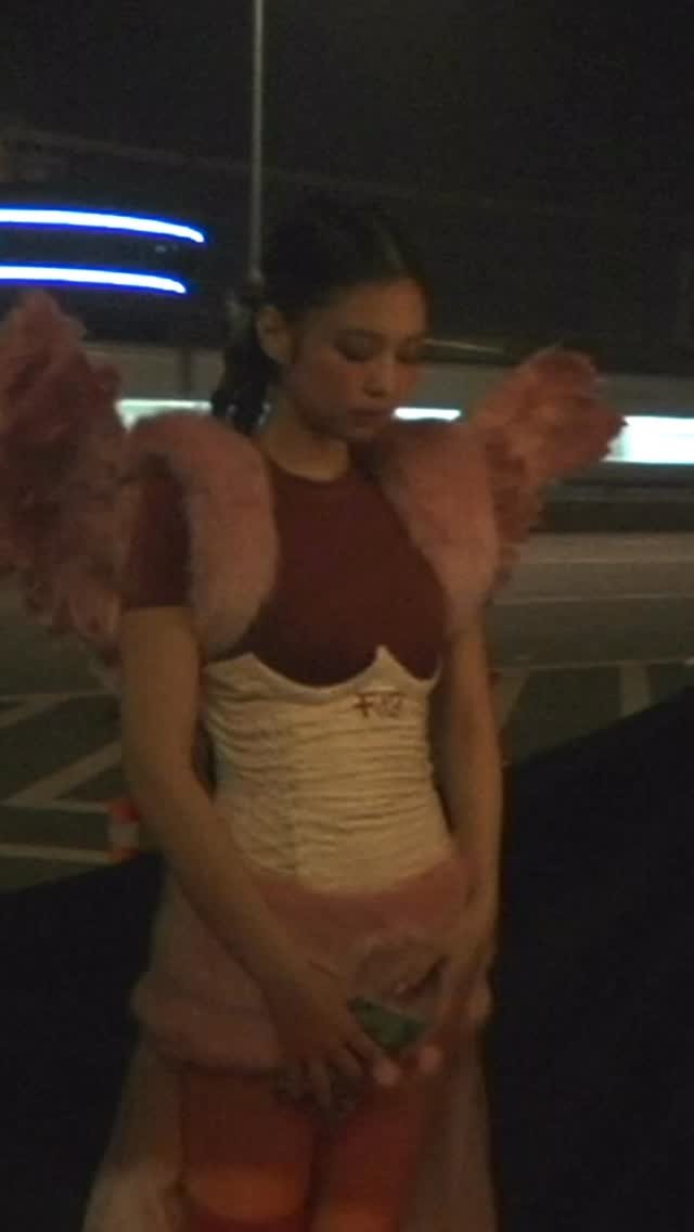 jennie_hq 게시물 이미지: Seoul City Official MV Behind The Scenes Out...