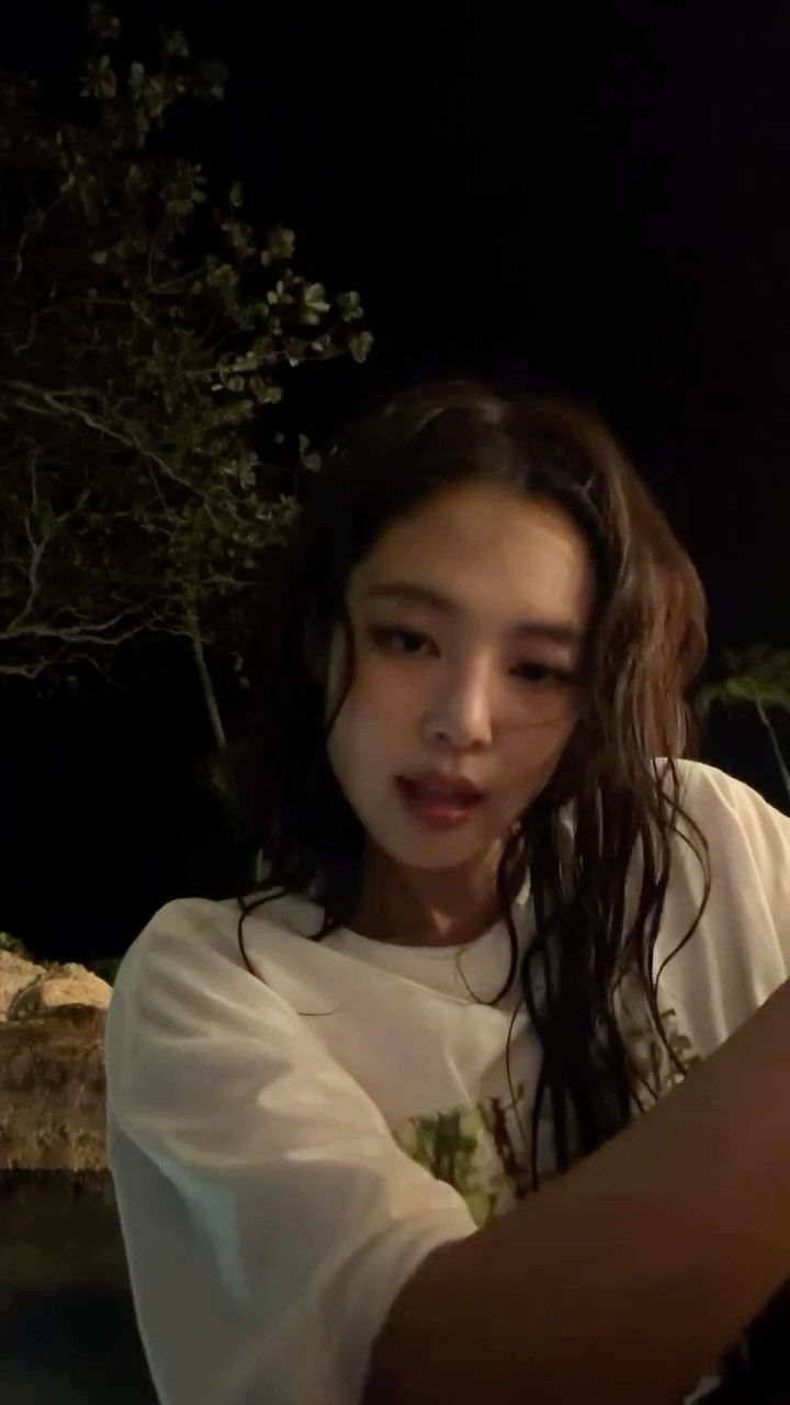 jennieiruby 게시물 이미지: jennie tiktok update♡︎ 🧛‍♀️
—
♡︎ follow...