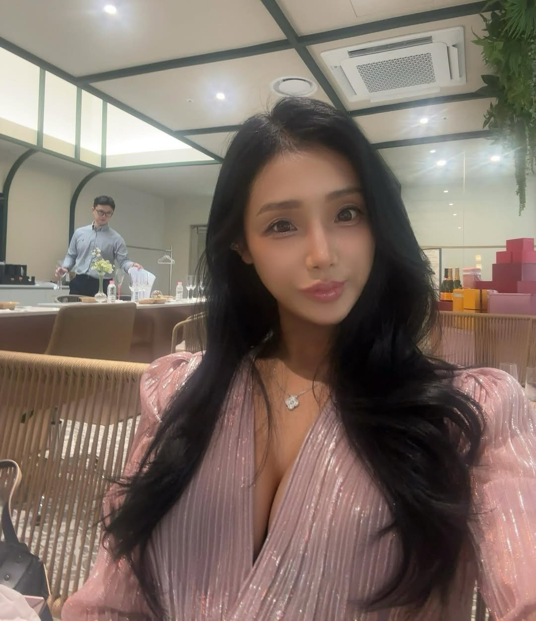 jenny_moonmoon 게시물 이미지: 롯데백화점에서 열린 와인 시음회에 다녀왔어요.라그랑담 시음하려고 갔었는데...