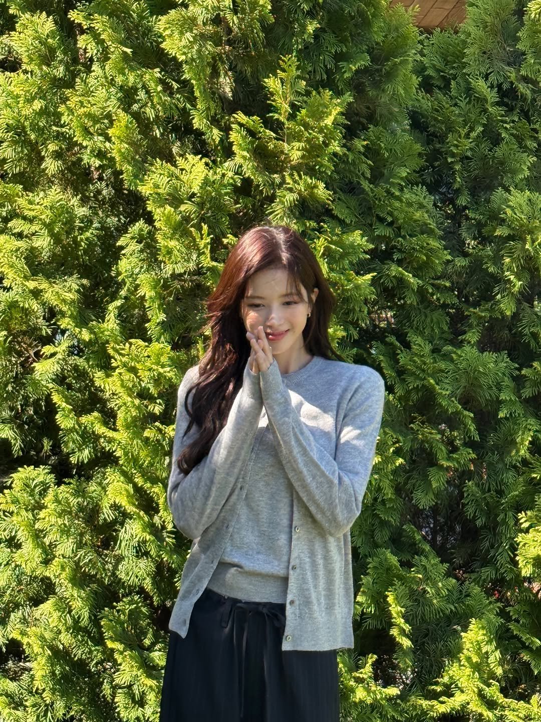 Photo by 노정의 on December 10, 2025. May be an image of sweatpants, top, turtleneck, outdoors and text.