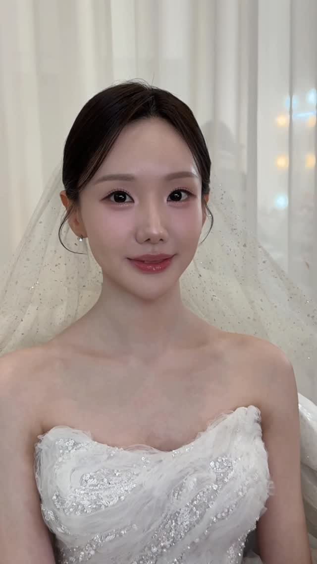 jeonsra0322 게시물 이미지: 오늘 세상에서 가장 아름다우신
내 신부님❤️
다시한번 더 
축하드리구요💓
행복하세요 ❤️😍