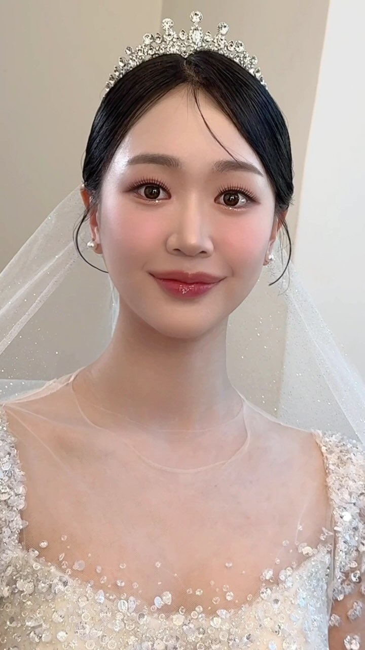 jeonsra0322 게시물 이미지: 오늘 내 신부님❤️
행복한 일들만 가득하시길
바랄께요😊💕
#웨딩데이
#웨딩
#결혼식
#웨딩헤메