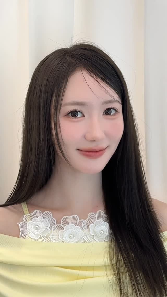 jeonsra0322 게시물 이미지: 스트레이트 헤어도🩷 
잔머리 하나로 다른 분위기 연출
너무 #이쁘다그램