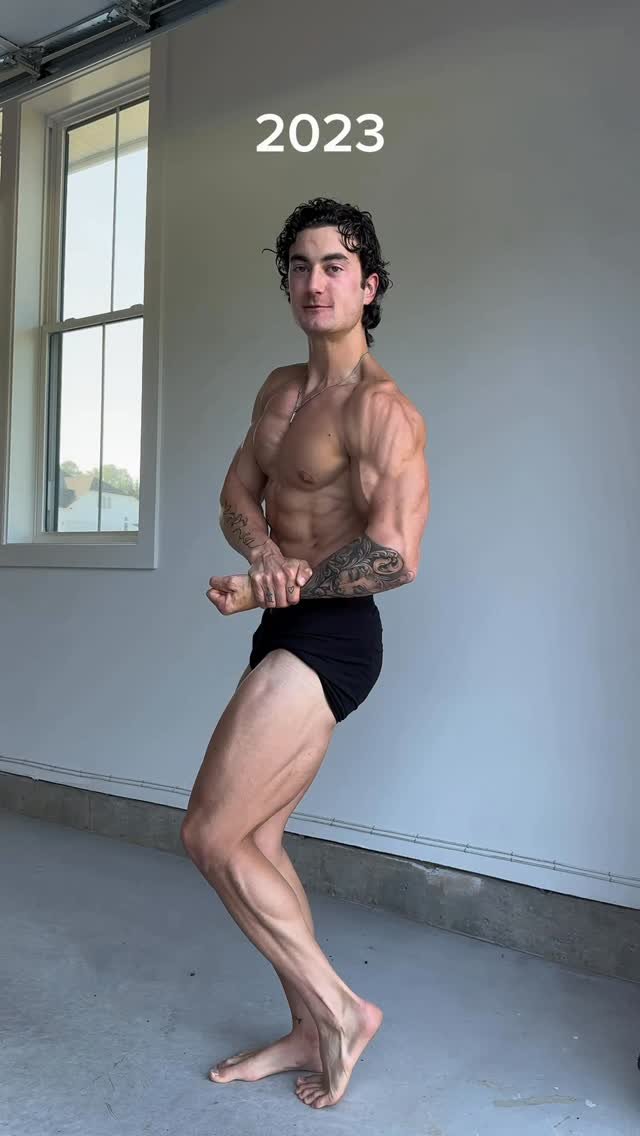 jessejameswest 게시물 이미지: Safe to say I’ve built some muscle over the...