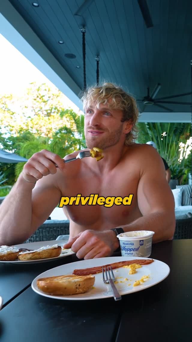 jessejameswest 게시물 이미지: Training with Logan Paul