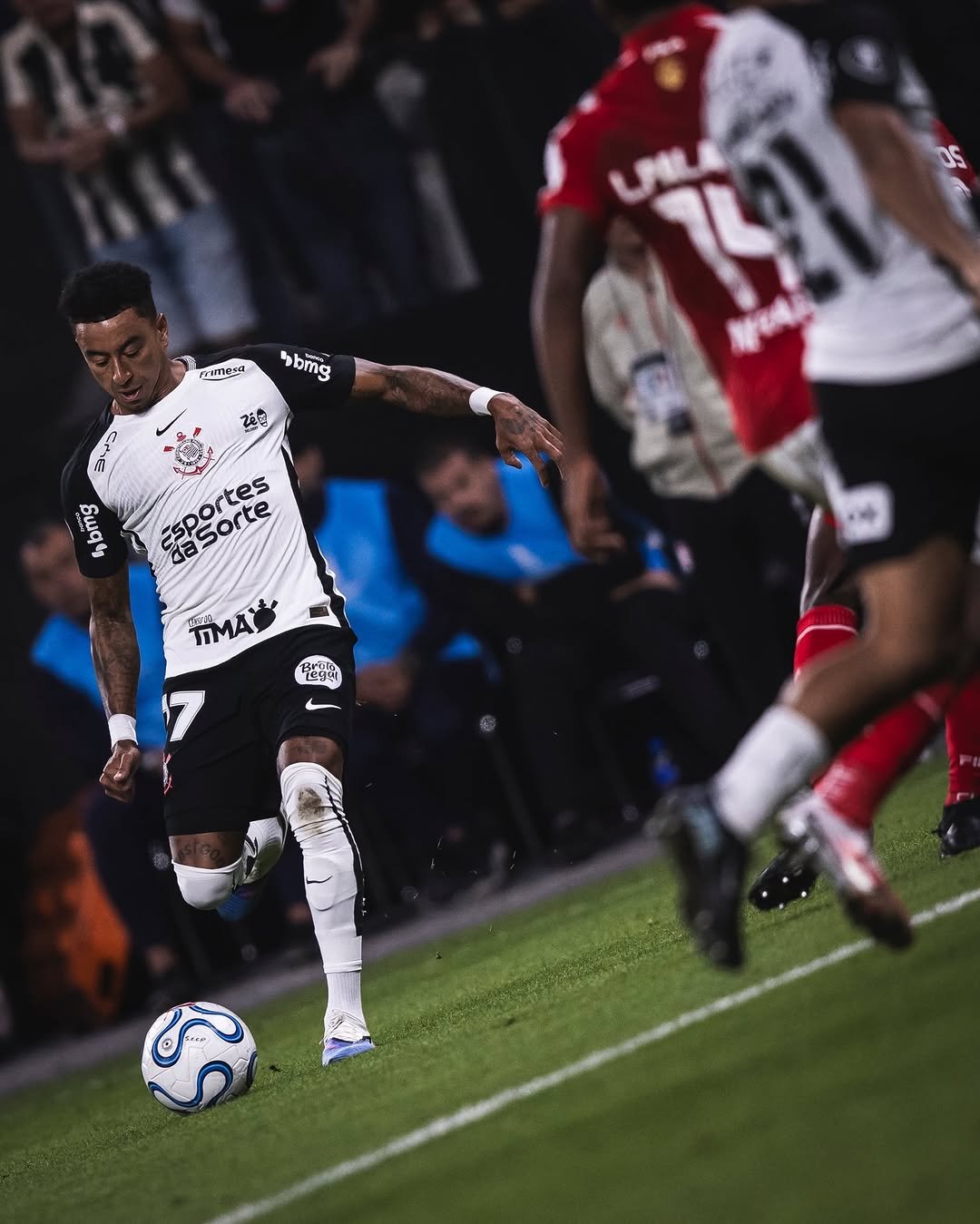 jesselingard 게시물 이미지: Grande vitória, vamos manter a consistência 🖤🤍