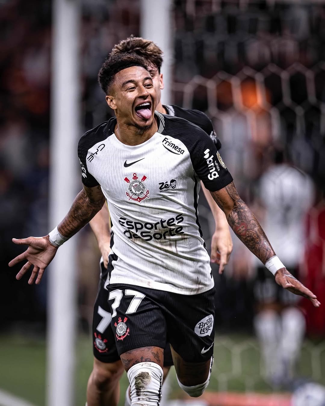 jesselingard 게시물 이미지: Noite especial. Importante 3 pts. Vamos...