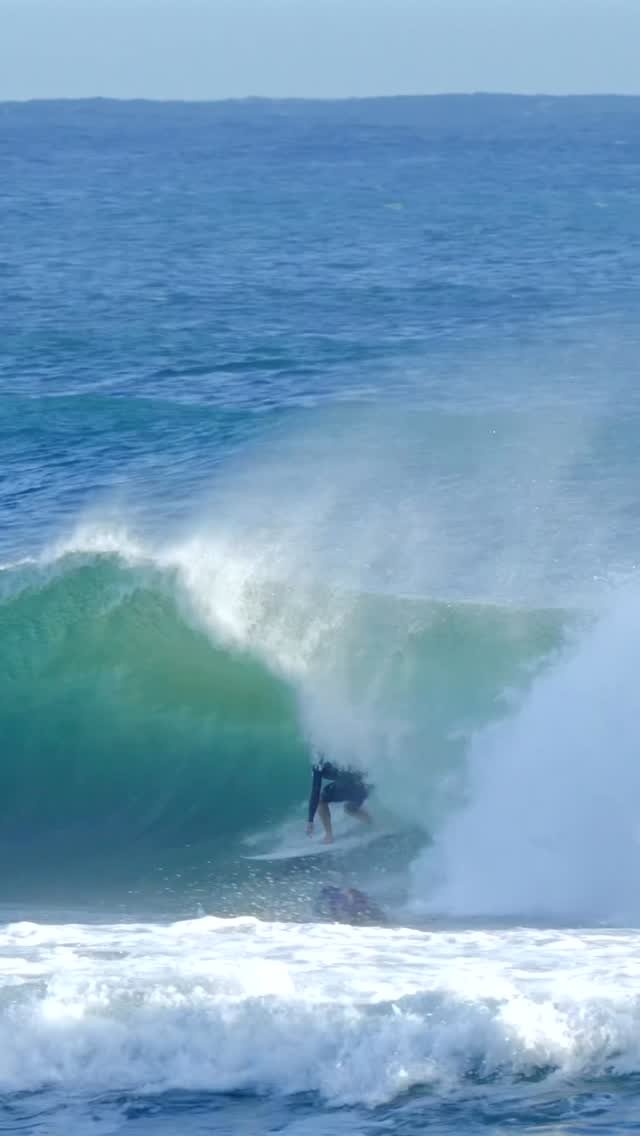 jesselittlecreative 게시물 이미지: Is Kirra the best right hand sand bottom point...