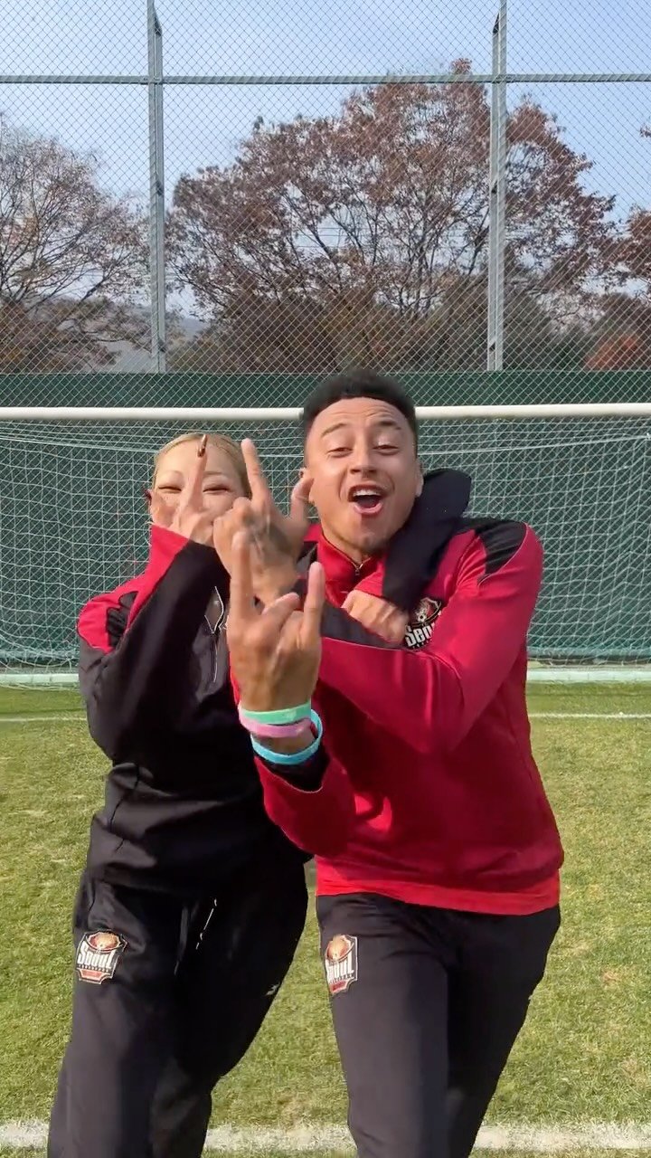jessicah_o 게시물 이미지: JESSI VS JESSE 🎤⚽️ @jesselingard ✨
Same name...