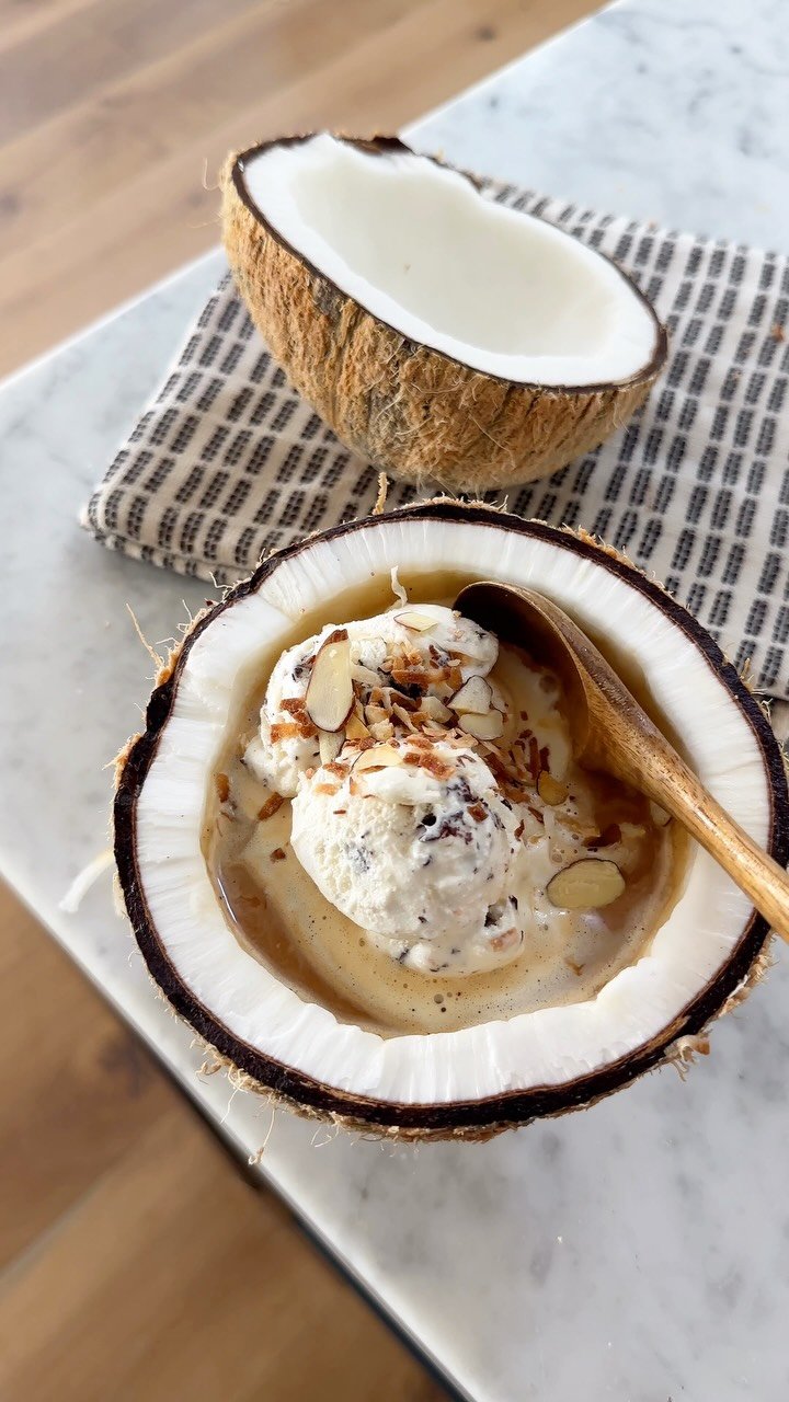 jessiejanedaye 게시물 이미지: Coconut Affogato 🥥 Hot Espresso X Coconut Ice...