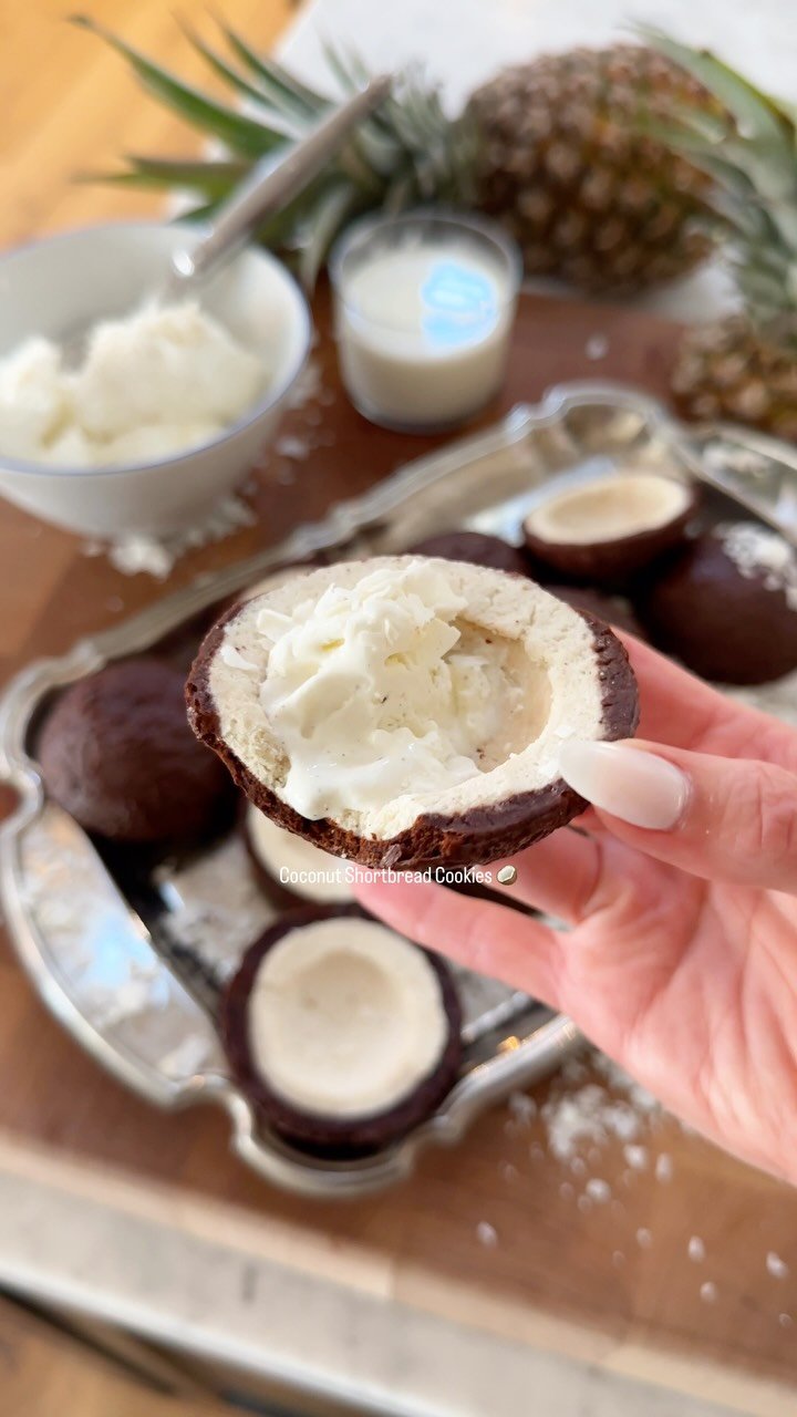 jessiejanedaye 게시물 이미지: Chocolate Coconut Shortbread Cookies 🥥🤎...