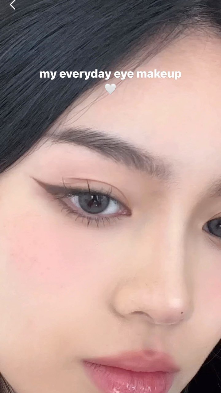 jessyluxe 게시물 이미지: i've been drawing my eyeliner starting from...