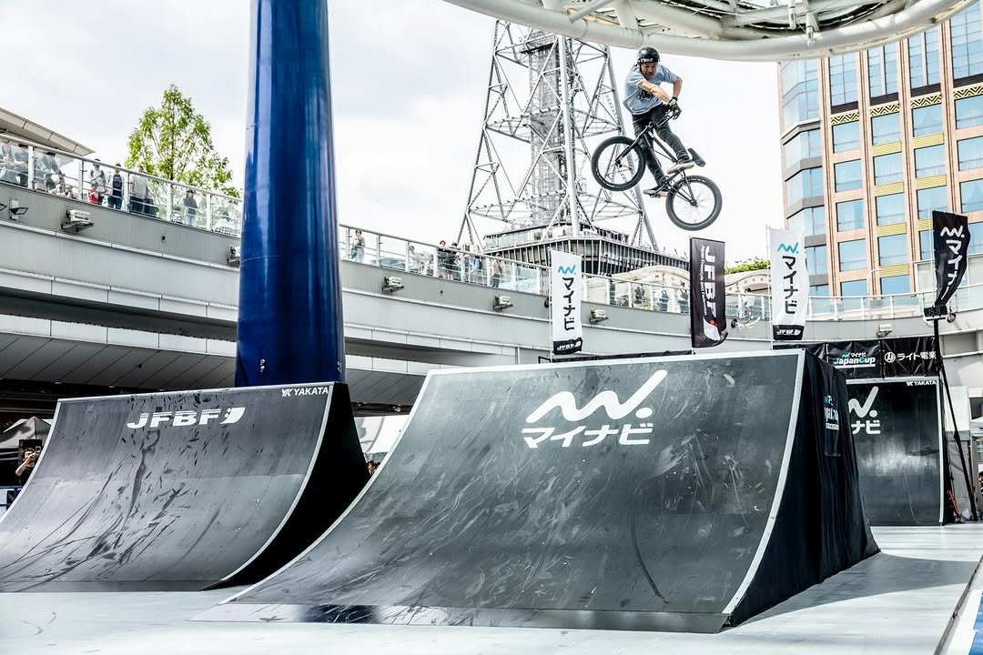 Photo shared by JFBF_official on April 28, 2026 tagging @vhlg, and @81bmx. May be an image of bicycle and text.