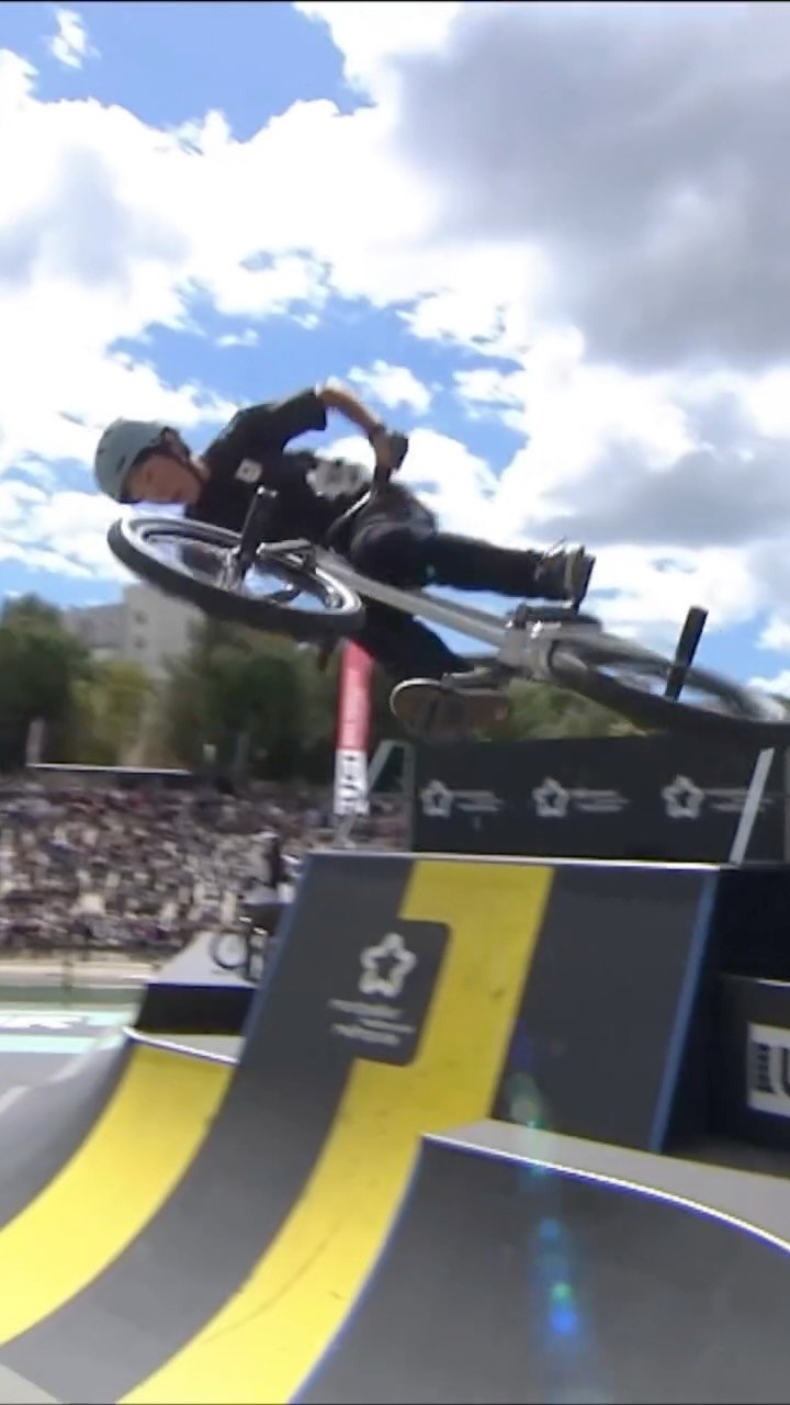 jfbf_official 게시물 이미지: @mio_bmx cranking it up in Montpellier. 🔥
 
An...