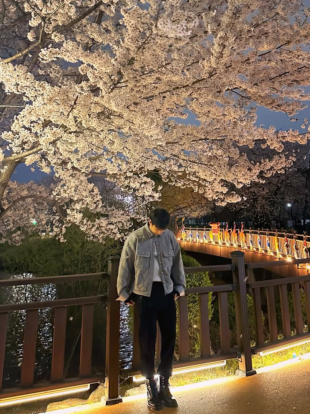 jho___on 게시물 이미지: 여름 잠시 대기 젭알✋🏻
.
.
더보기
.
.
메롱