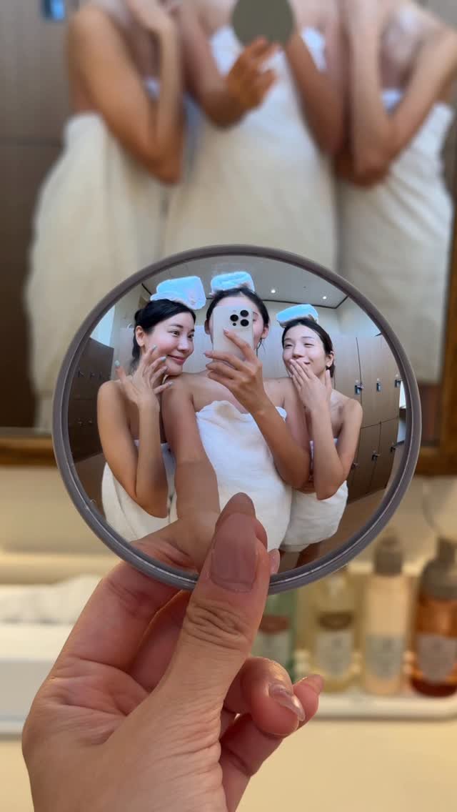 ji_bbling 게시물 이미지: @@ 우리도 여행 가서 이렇게 추억 남기자👯
요즘 핫한🔥 초간단 3초만에...