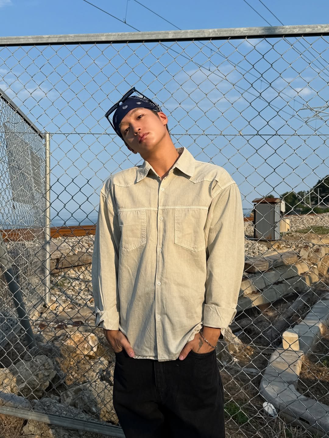 Photo by 지상근 / JIDAOL(지다올) on September 07, 2025. May be an image of 1 person, outerwear and text.