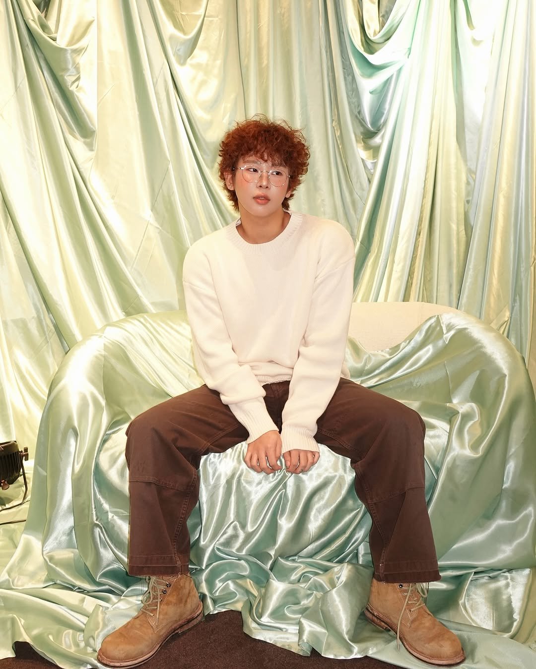 Photo by 잽잽 • Jabb on September 27, 2025. May be an image of 1 person, makeup, turtleneck and text.