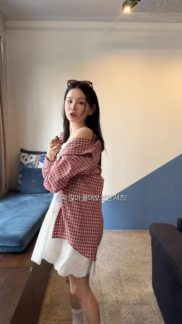jiddoon 게시물 이미지: 이 셔츠 입을때마다 너무 많이 물어보셔서 
릴스로 박제 해놓습니다...