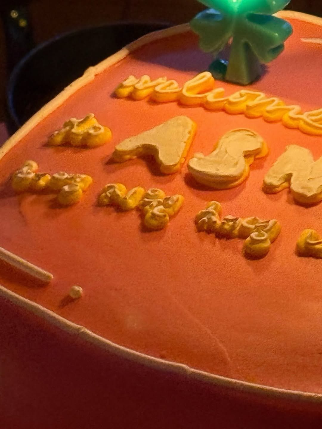 Photo by 백지헌 on December 31, 2025. May be an image of cake and text.