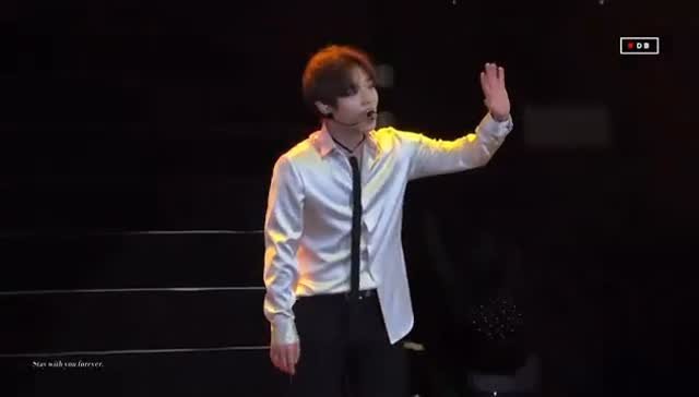 jihoon_park2905_ 게시물 이미지: the sexiest man i've ever seen!...