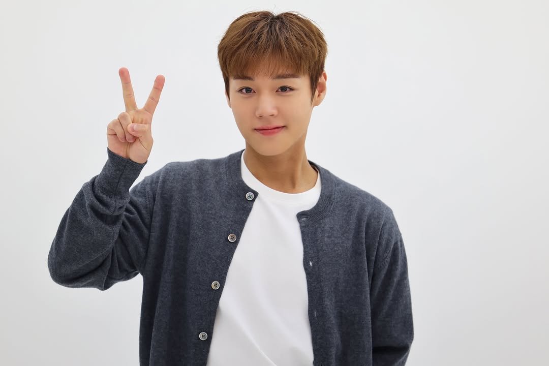 jihoon_park2905_ 게시물 이미지: Park Jihoon b-stage updates!!❤️
NH Nonghyup...