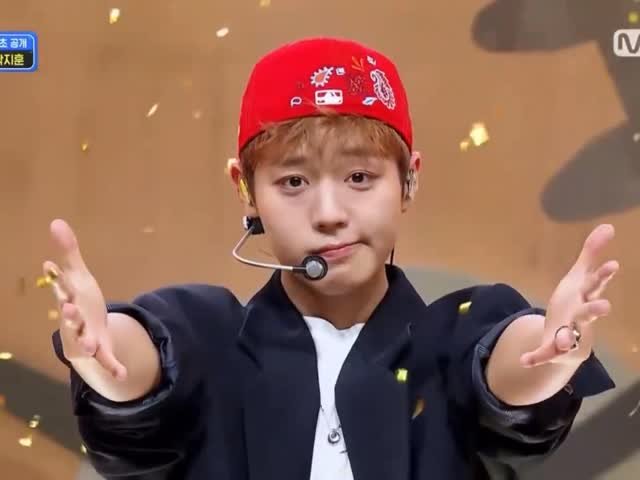 jihoon_park2905_ 게시물 이미지: sukak banget ending fairy nya!
Love his ending...