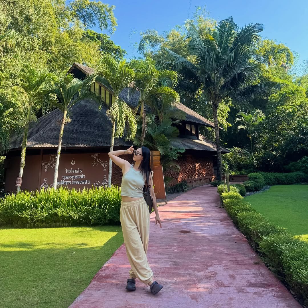 jihye__roun 게시물 이미지: 오감만족 아이러브 발리, 아이러브 요가 ❤️🧘🏻‍♀️🌿
세계 각국, 다양한 인종,...