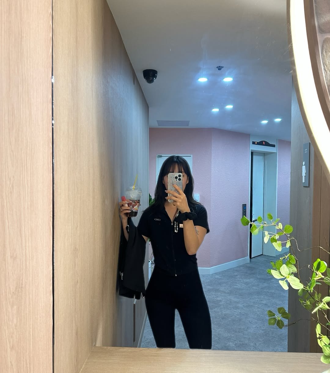 jihyeonxxy 게시물 이미지: 벌써 주말이라니!이번주 시간 엄청 빠르게 갔다🫢