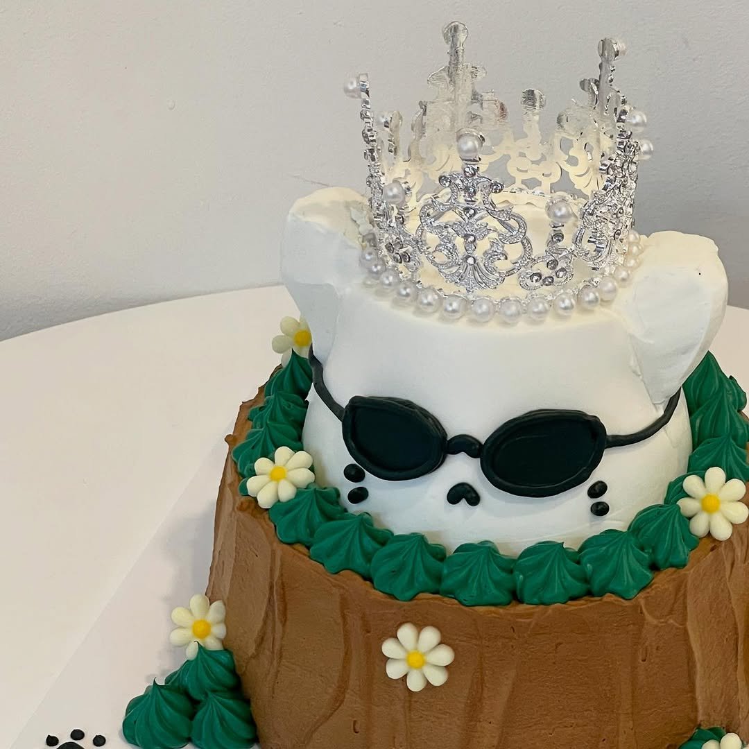 Photo by 지혜네케이크숍 수원케이크 광교케이크 크리스마스케이크 on April 24, 2025.