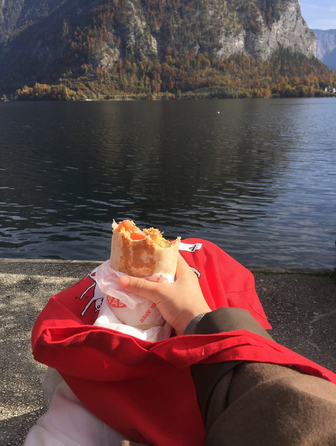 Photo by 지수 on November 03, 2025.