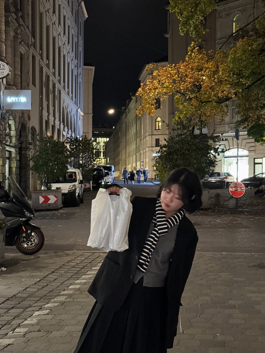 Photo by 지수 on October 31, 2025.