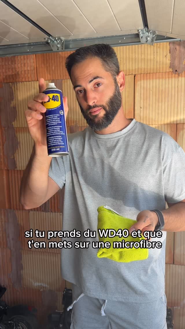 jimmy_laura_astuces 게시물 이미지: L’astuce parfaite pour tes essuies glace 🚗 #astuce
