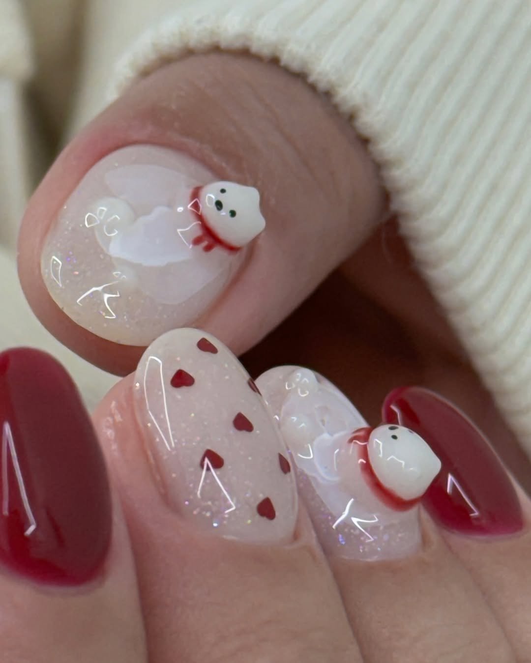 Photo by 진복네일 l 광명네일 • 광명사거리네일 in 광명사거리역. May be an image of one or more people, fingernails, snowman and text.