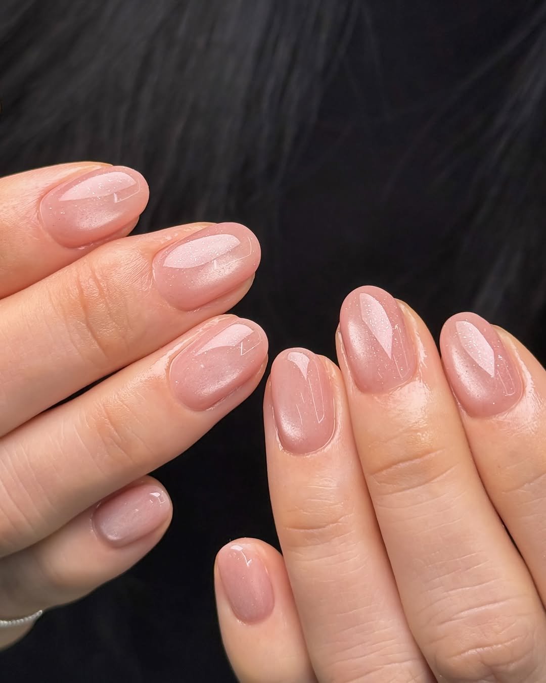 Photo by 진복네일 l 광명네일 • 광명사거리네일 in 광명사거리역 with @reveinnail_korea. May be an image of one or more people, fingernails and text.