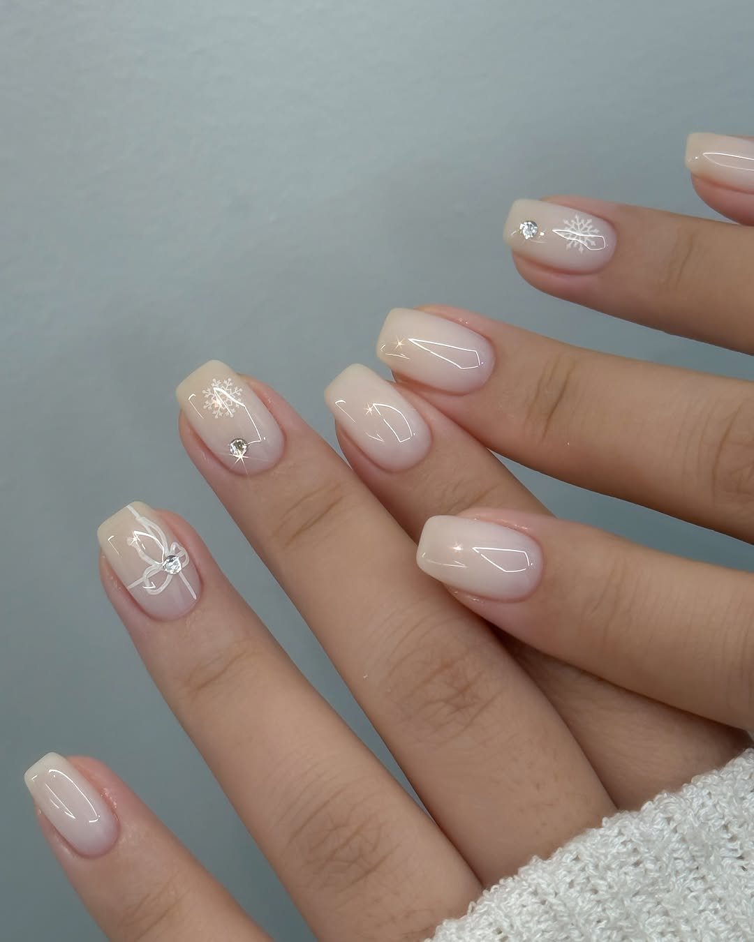 Photo by 진복네일 l 광명네일 • 광명사거리네일 in 광명사거리역. May be an image of one or more people, fingernails and text.