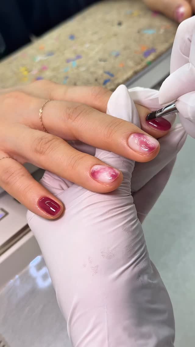 jinbok_nail 게시물 이미지: 진복네일은 젤시술시 통젤 오버레이 서비스 아시죠?
울샵에 딱인 클리어젤 찾았다...