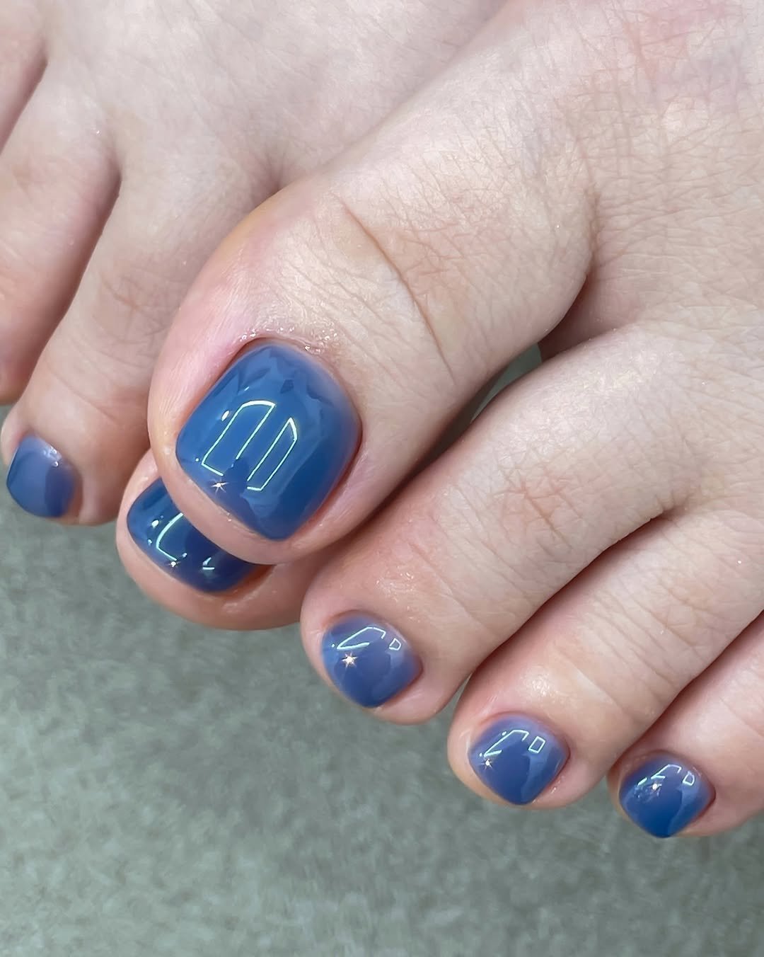 Photo by 진복네일 l 광명네일 • 광명사거리네일 in 광명사거리역 with @reveinnail_korea. May be an image of one or more people, fingernails and text.