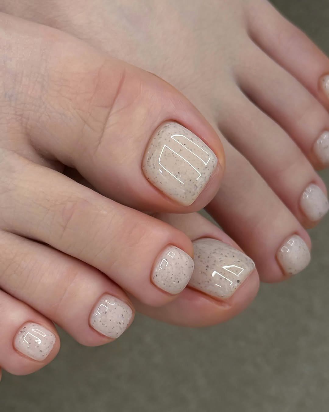 Photo by 진복네일 l 광명네일 • 광명사거리네일 in 광명사거리역 with @nekogel_official. May be an image of one or more people, fingernails and text.