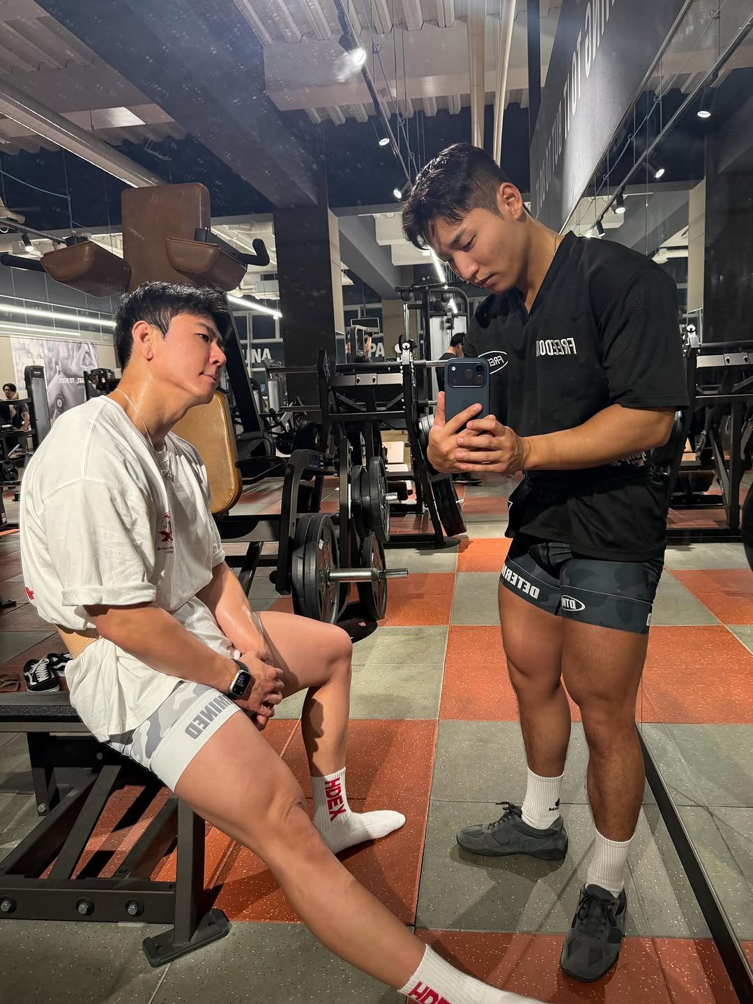 jindo_l 게시물 이미지: @ken._._.jp  hard training no yasashiku no 😡