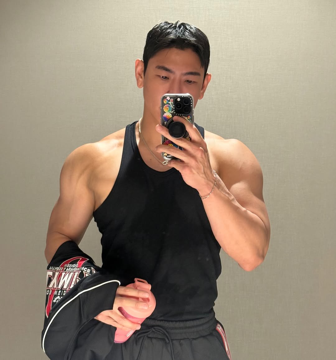 jindo_l 게시물 이미지: Soft training no Yasashiku no🫷

#운동 #오운완 #일상...