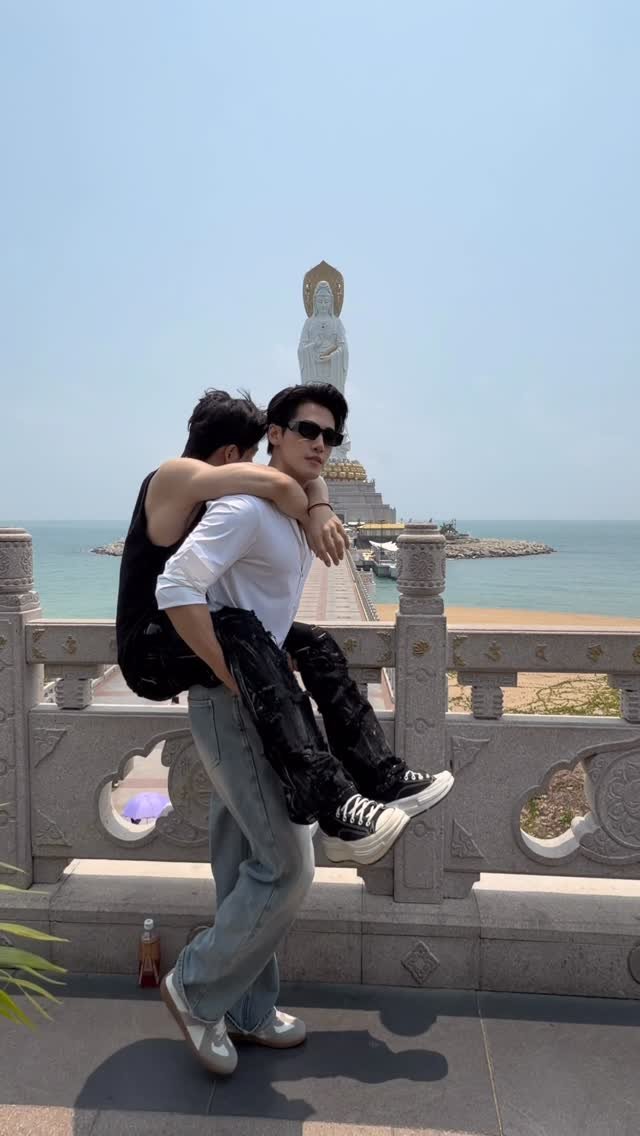 jingjiren_z 게시물 이미지: 还有一起去旅行的吗?