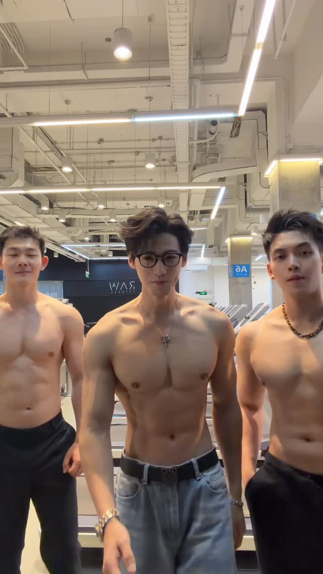 jingjiren_z 게시물 이미지: 宝宝起来带你健身了