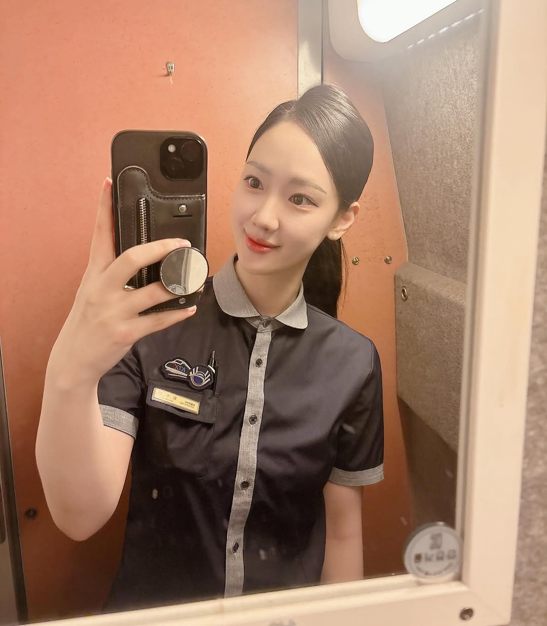 jini_dini_ 게시물 이미지: 열띠미 일하는듕🔥