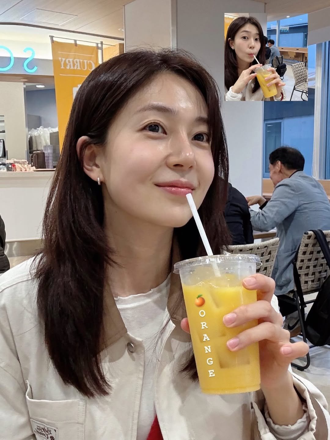 Photo by Baek jinhee💕 on April 16, 2026. May be an image of juice, smoothie, mango and text.