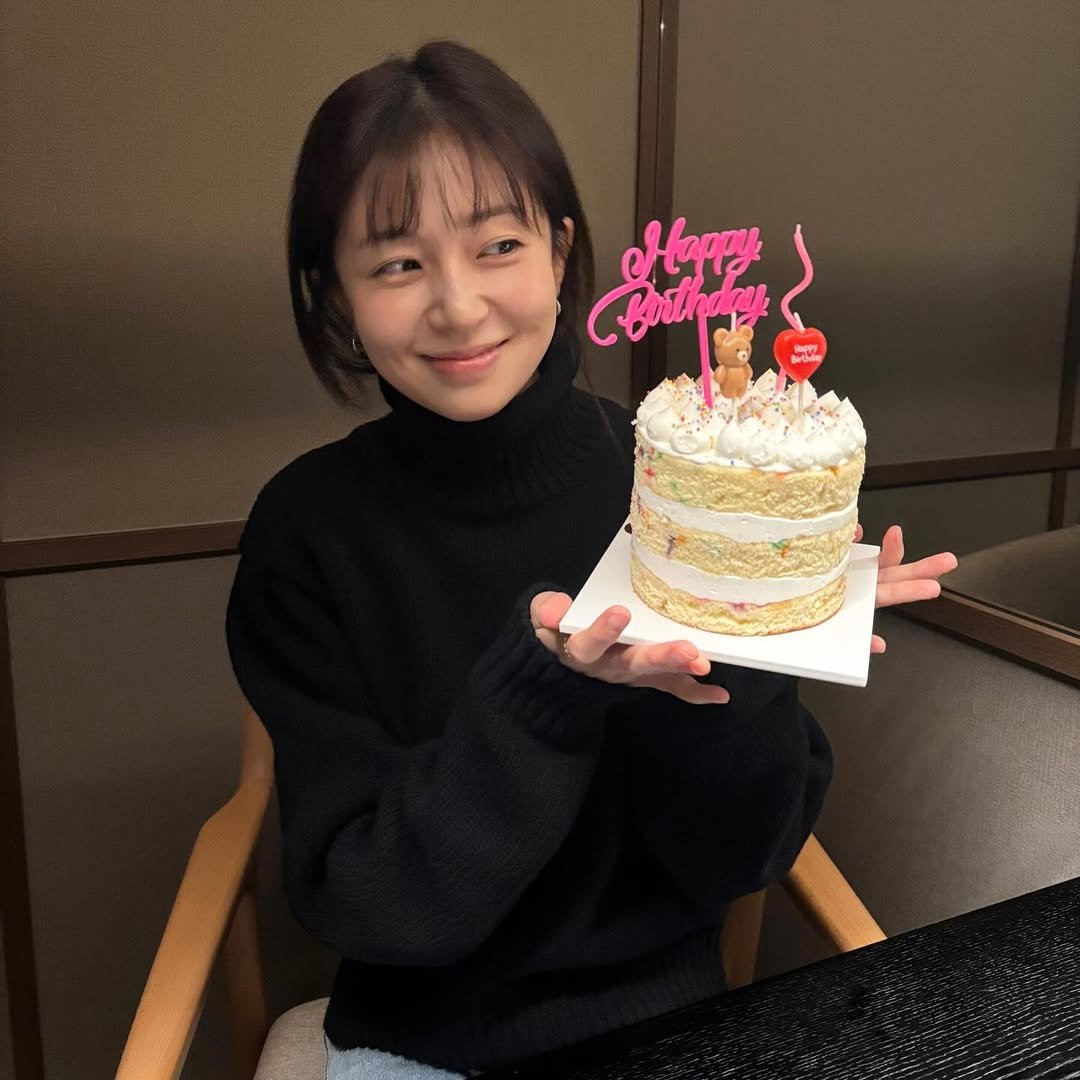 Photo by Baek jinhee💕 on February 12, 2026. May be an image of cake and candle.
