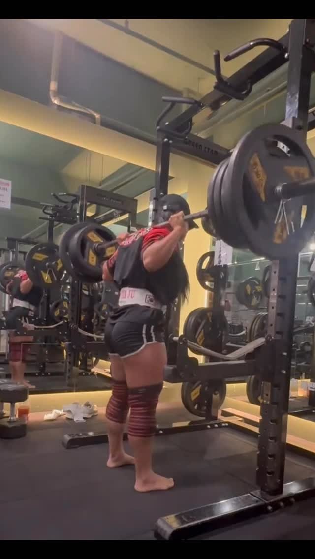 jinjulim_ 게시물 이미지: 26.04.10 프리스퀏 140kg 3개 
#bodybuilding #wellnesss