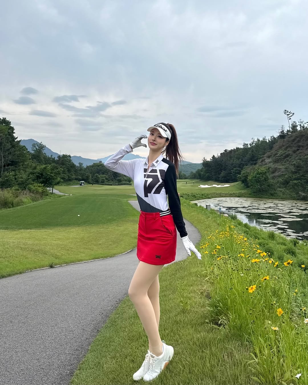jinvely_99 게시물 이미지: 힐마루cc에서 힐링⛳️✨
But Rain on...
