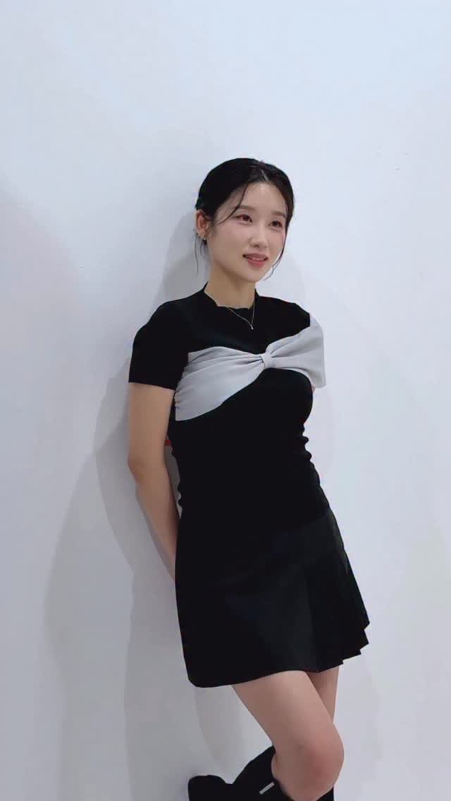 jiny_kilogram 게시물 이미지: 다들 10만원 넘는 줄 알더라…?💸

오늘 제 착장 은근히 궁금하셨죠? (당장...